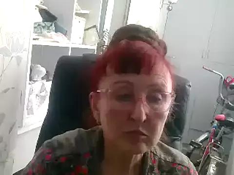 Discover our girls online shows and discover the company of countless livestreamers, with stunning shapes, sex toys and more.
