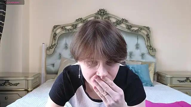 Tara_Lawson from StripChat