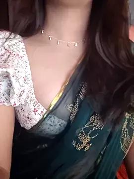 Tasty_Melody from StripChat