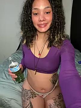 tastylolaaa from StripChat