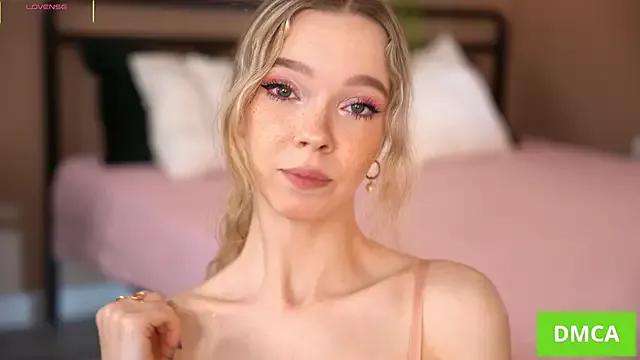 TastyTiffy from StripChat