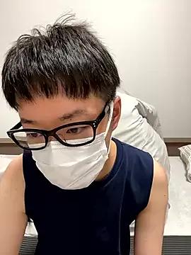 tatsuki_0909 from StripChat