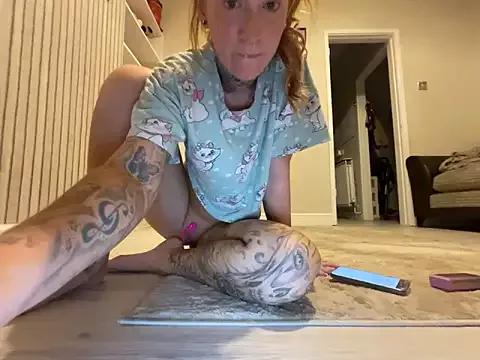 TattooedShezar from StripChat