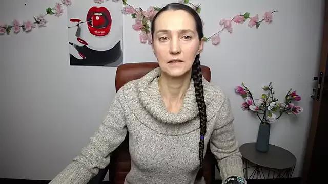 TayaFinch from StripChat is Freechat