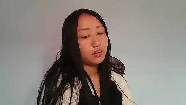 Taylorveraaa from StripChat is Freechat