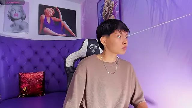 Photos of tefi_meow from StripChat is Freechat