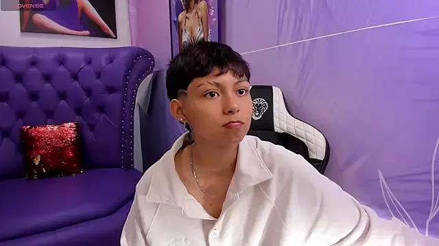 tefi_meow from StripChat is Freechat