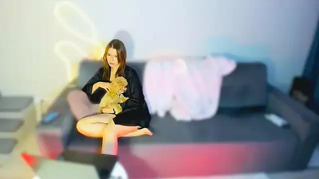 TemptingMary from StripChat is Freechat
