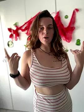 Experience the ultimate adult streaming sex cam sensation with our brunette page. From SleepPorn to OnlyFansInked, we've got the wildest and most appealing live performances for you to enjoy.