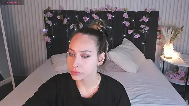 TessaBlakee from StripChat