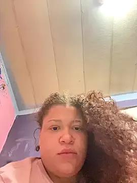 Thatgurlred webcams show profile image 
