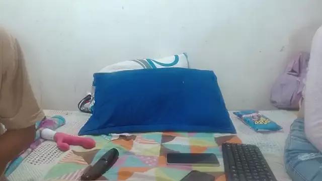 the_breasts_of_Desir from StripChat is Freechat