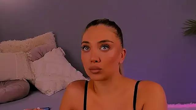 Thebae webcams show profile image 