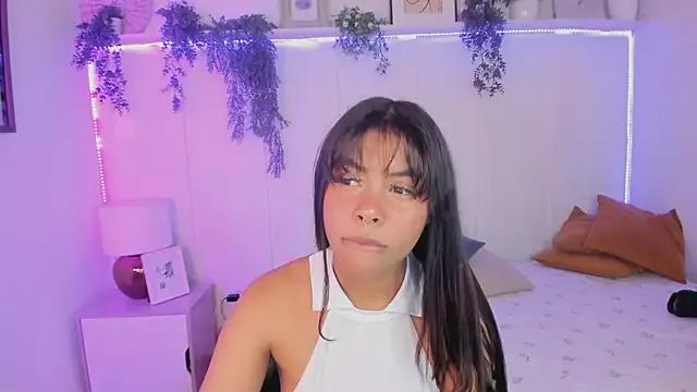 theLayla_DH from StripChat is Freechat