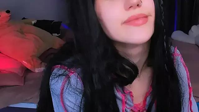 thepretty_kitty from StripChat is Freechat