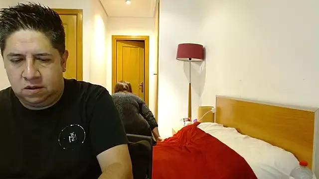 THIAGOEVA webcams show profile image 