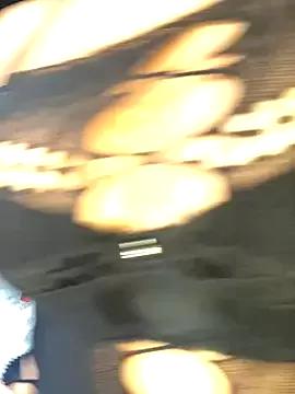 Thick_Shawtyy from StripChat is Freechat