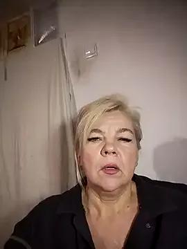 TiaBeauty9182 from StripChat is Freechat