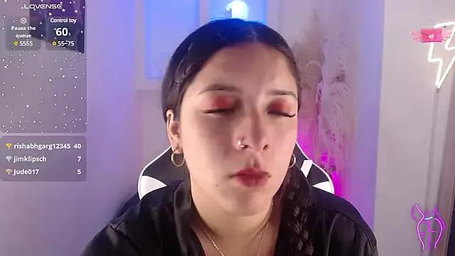 tiana_ass from StripChat is Freechat