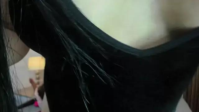 Tifany__ross webcams show profile image 