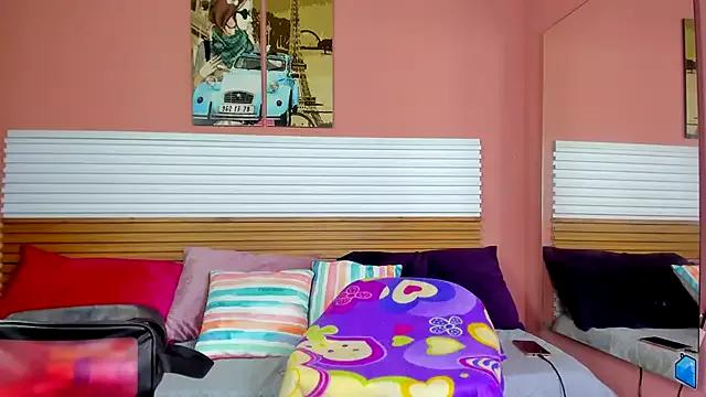 Tiffannydoll99 from StripChat