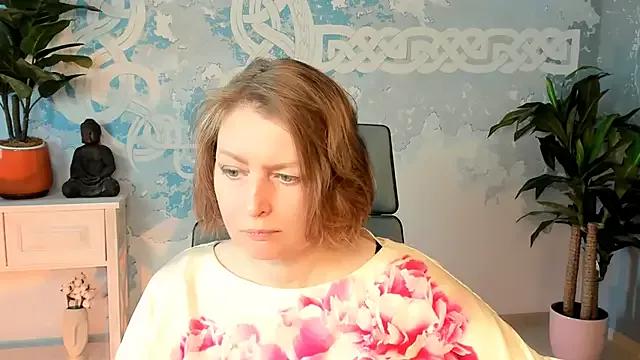 TiffanyBrauny from StripChat