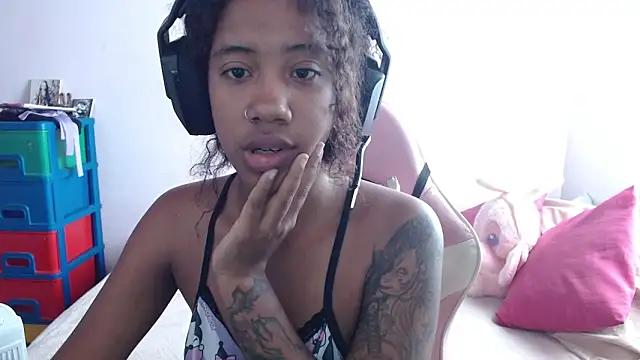 TiffanyRoouse from StripChat