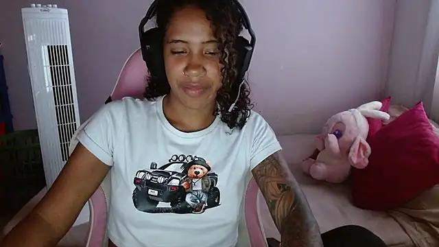 TiffanyRoouse from StripChat