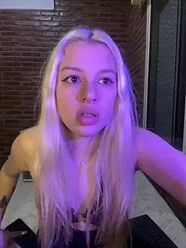 tiffanystarling from StripChat is Freechat