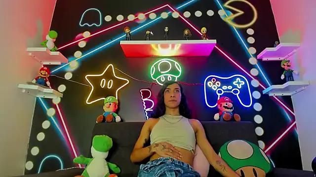 TiffValentinee_ from StripChat