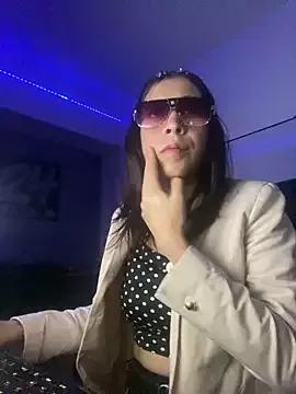 tiffyseratti from StripChat is Freechat
