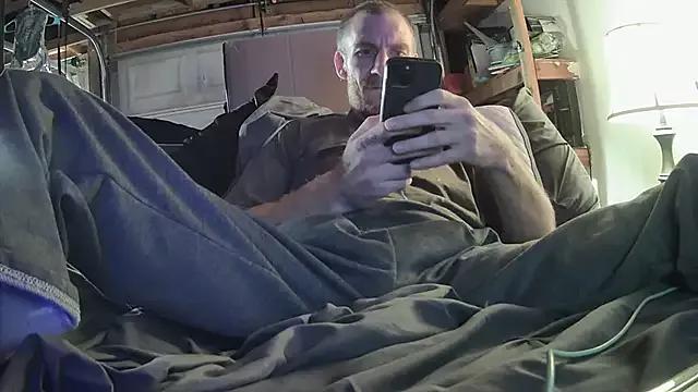 Tiggitytomociti webcams show profile image 