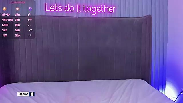 Discover our girls online shows and discover the company of countless livestreamers, with stunning shapes, sex toys and more.