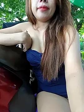 Tina_Ty from StripChat is Freechat