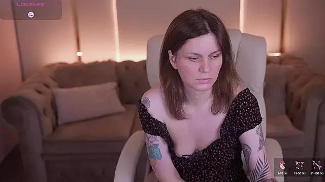 TinaMelt from StripChat is Freechat