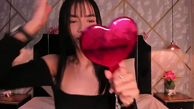 TinnyEngel from StripChat
