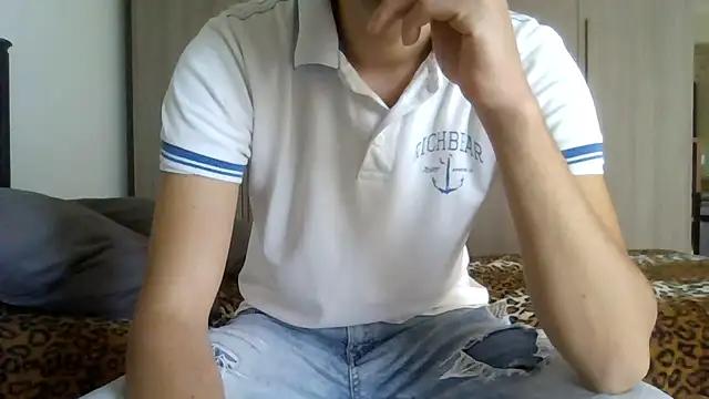 tommyboyteen from StripChat
