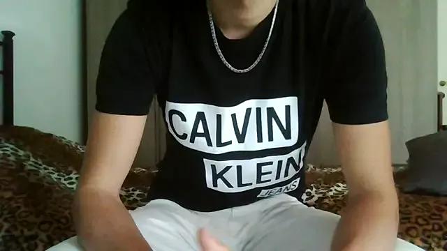 tommyboyteen from StripChat