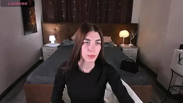 toooyour from StripChat
