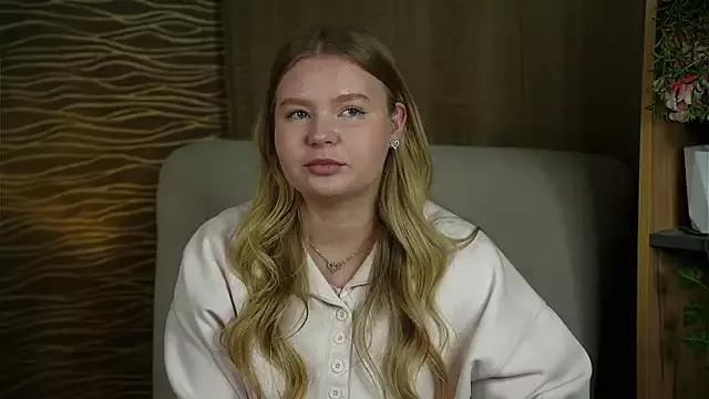 TorieDeeb from StripChat is Freechat