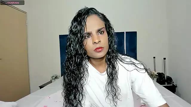 Toxicfantasy4u from StripChat is Freechat