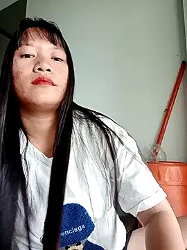TrangNemo webcams show profile image 