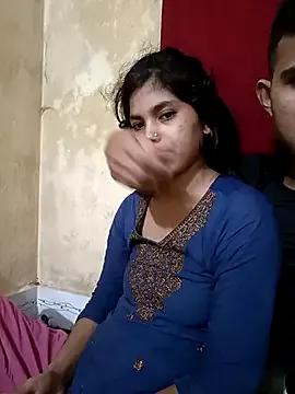 Photos of Trending_couple_1 from StripChat is Freechat