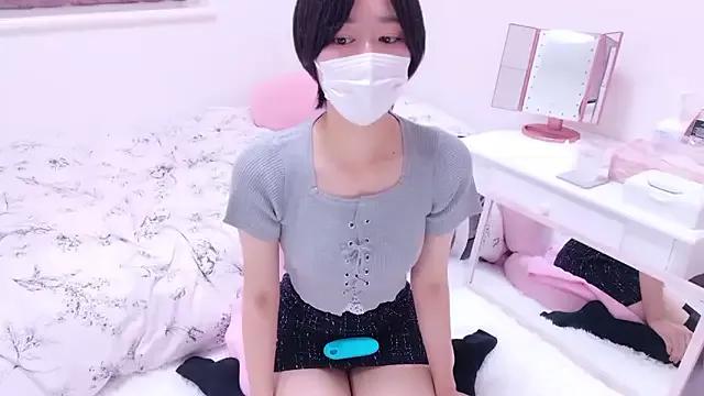 Tsumugi-chan webcams show profile image 
