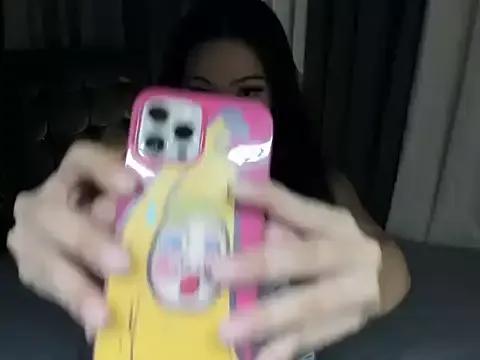 TsUncutAnyah from StripChat is Freechat