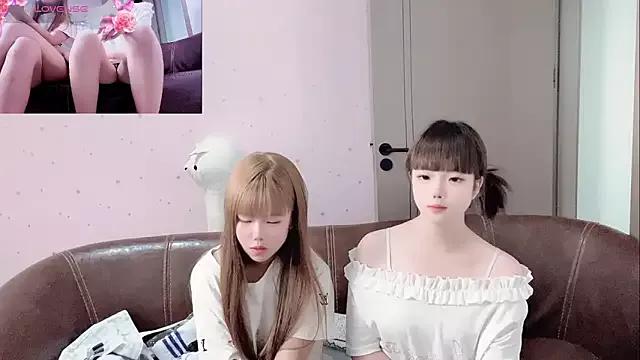 TT-XXTT from StripChat