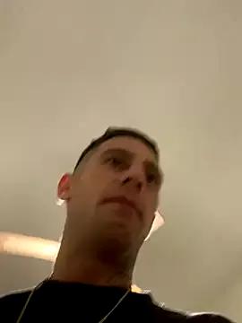 twinbrbr from StripChat is Freechat