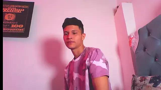 Twinkcock22 from StripChat is Freechat