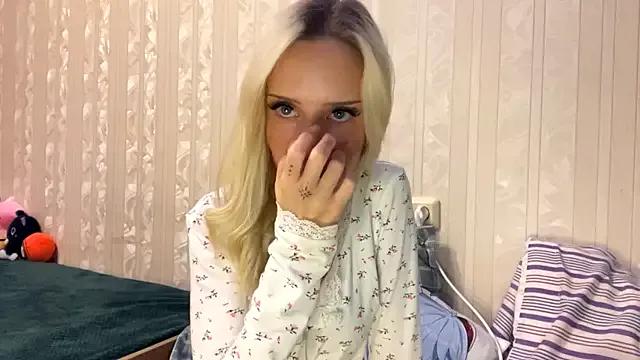 Twist_drip_blonde from StripChat is Freechat