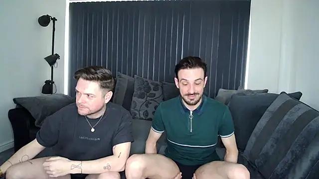 twotwinkhusbandss from StripChat